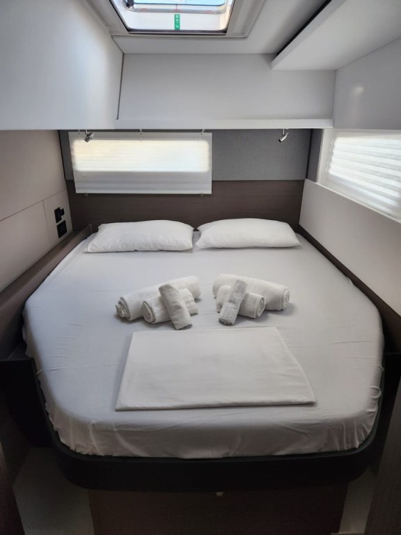 Image of Dou Reve V yacht #12