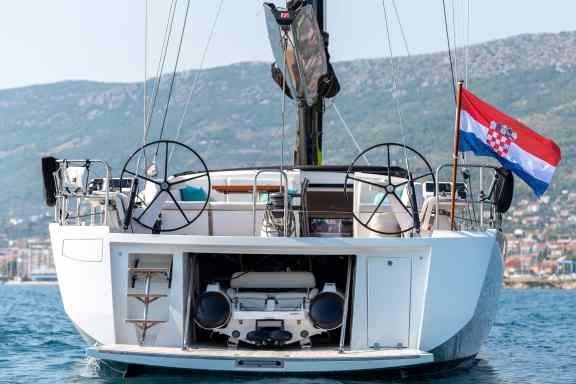 Image of Bubbles yacht #9