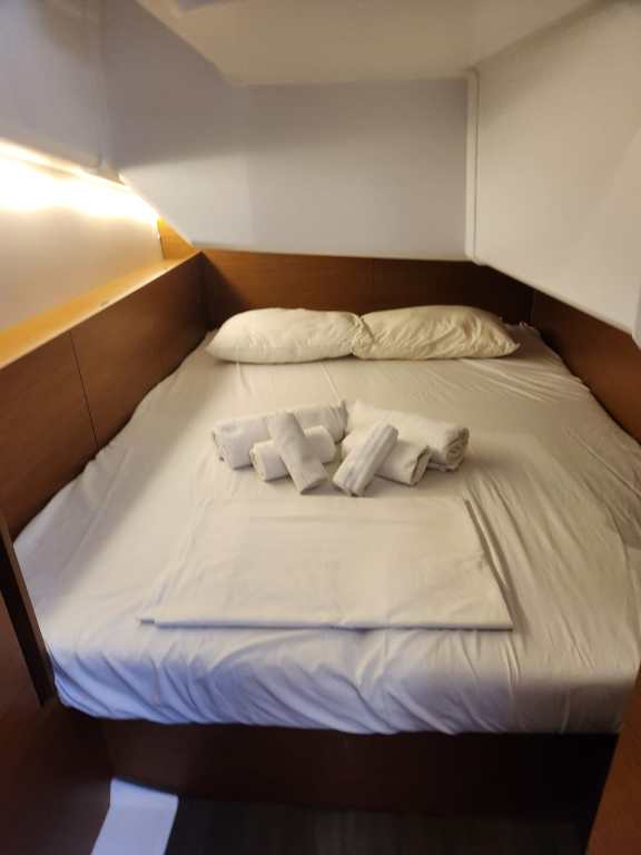 Image of Monica yacht #11