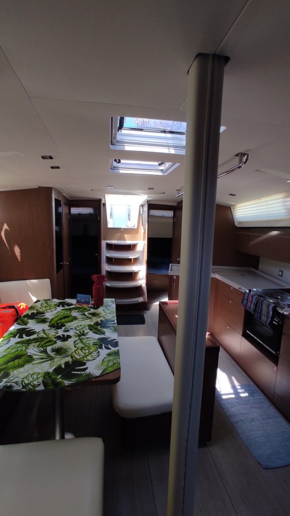 Image of Namaka yacht #11