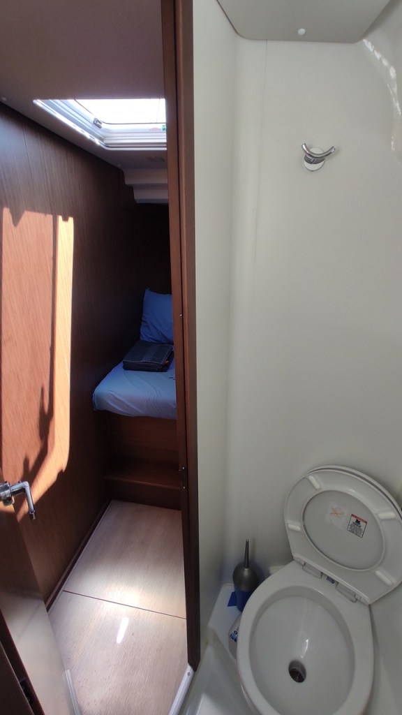 Image of Namaka yacht #18