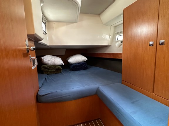 Image of Yvonne yacht #11