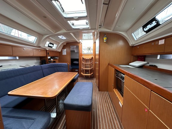 Image of Yvonne yacht #16