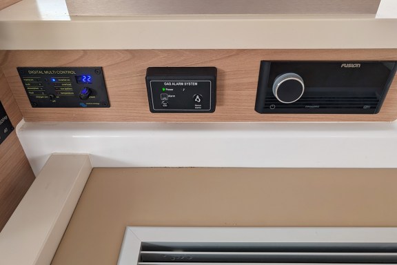 Image of Mar-A-Vela yacht #73