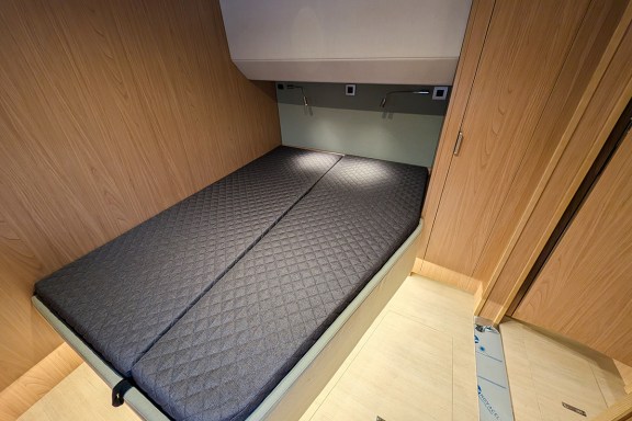 Image of Mar-A-Vela yacht #80