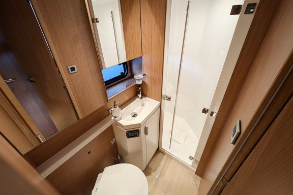 Image of Mar-A-Vela yacht #87