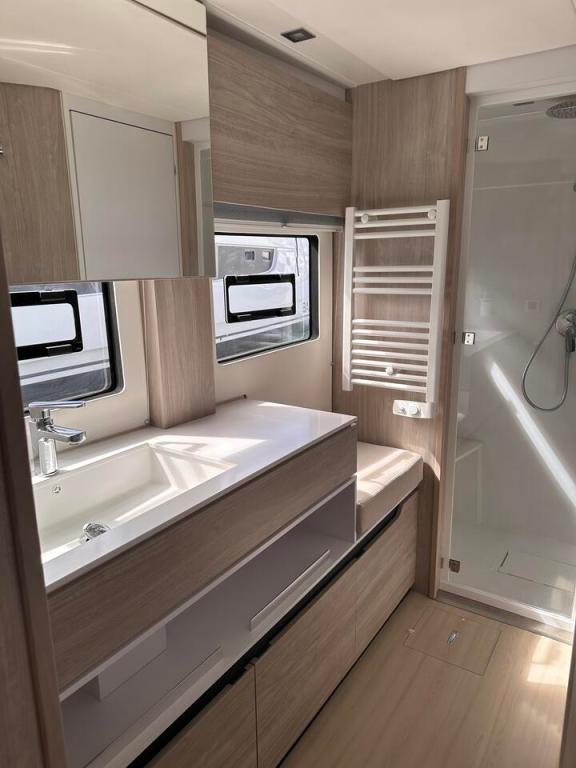 Image of JaRosa yacht #11