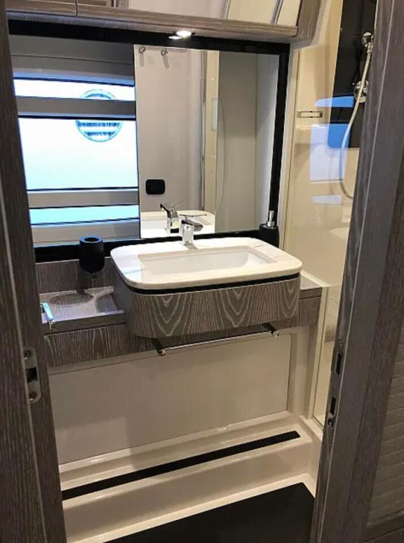 Image of Magellano yacht #20