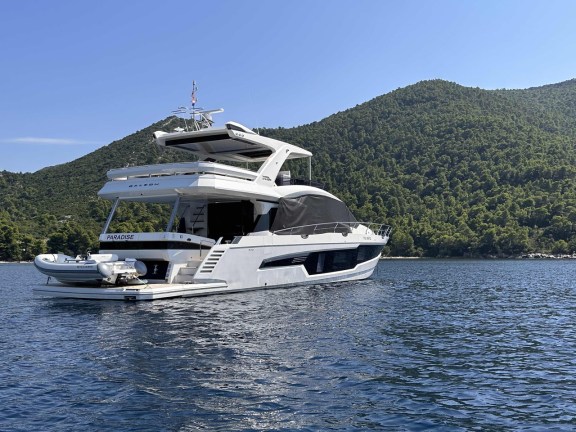 Image of Paradise yacht #3