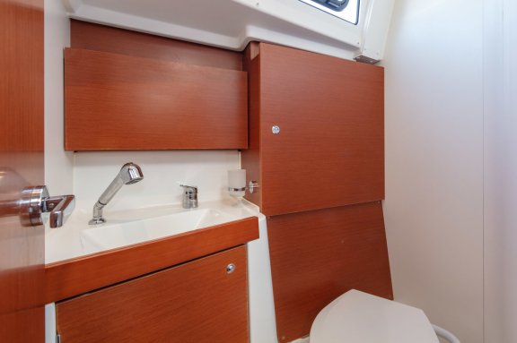 Image of Anima Maris III yacht #12