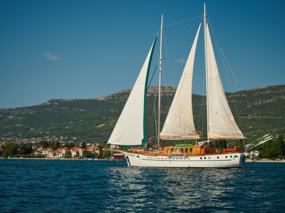 Image of Queen of Adriatic yacht #6