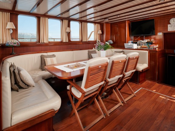 Image of Queen of Adriatic yacht #16