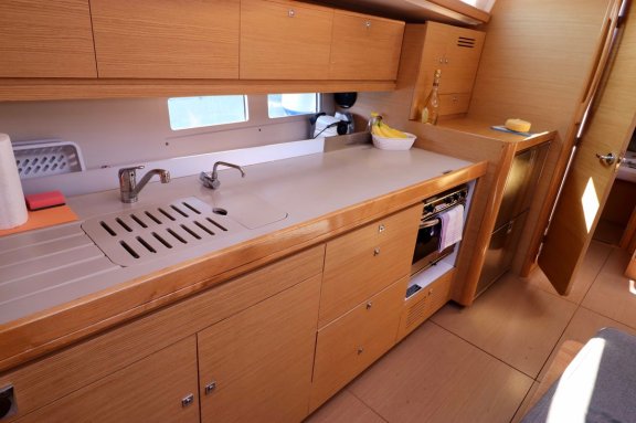 Image of Divna yacht #17