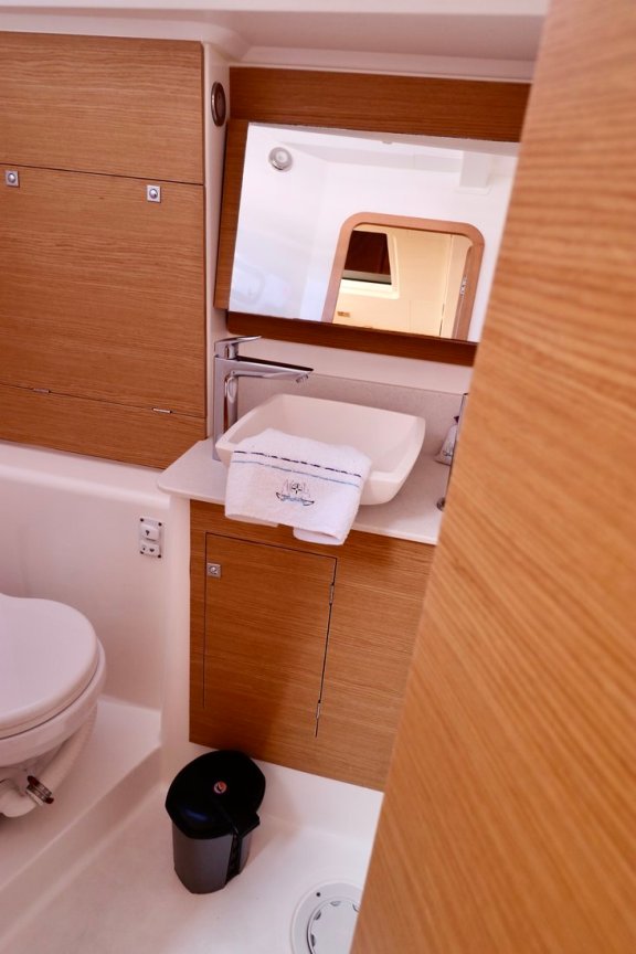 Image of Divna yacht #23