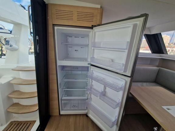 Image of Hakuna yacht #11