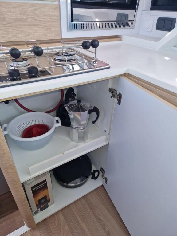 Image of Hakuna yacht #13