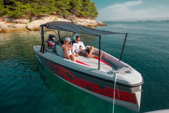 Image of Delta yacht #7