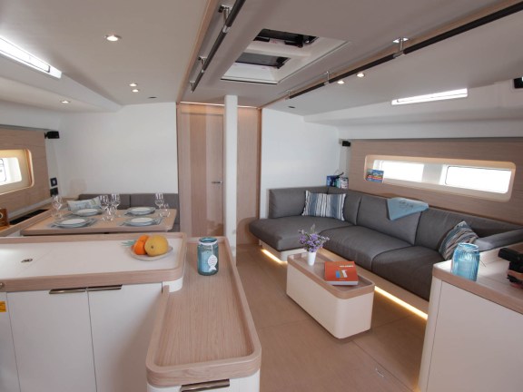 Image of On y va yacht #9