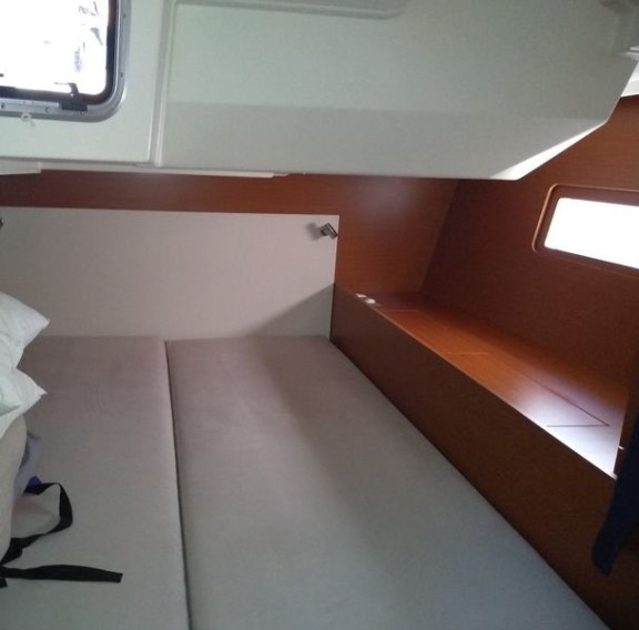 Image of Elise yacht #25