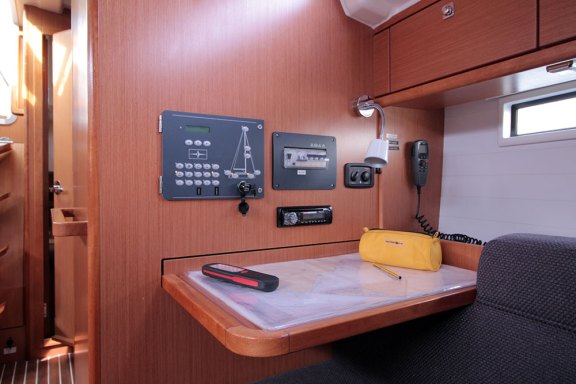 Image of Chilly Lilly yacht #9