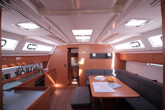 Image of Casino Royale yacht #4