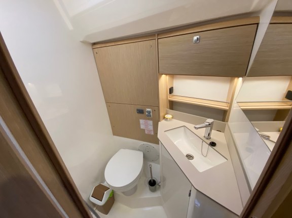 Image of Lady Andaman yacht #36