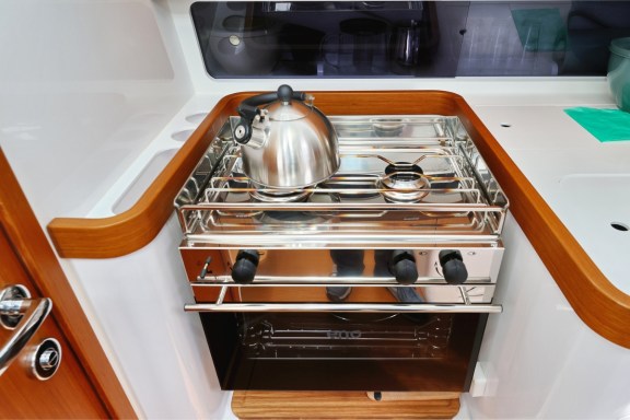 Image of February yacht #12