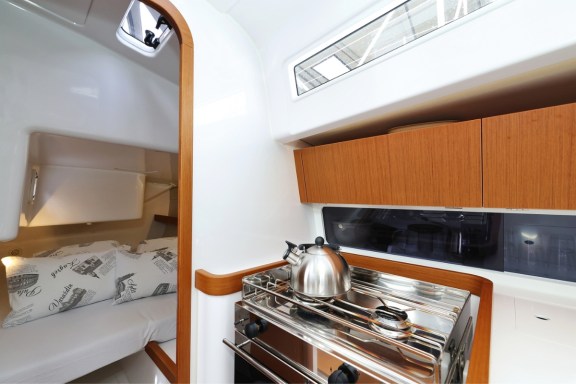 Image of February yacht #15