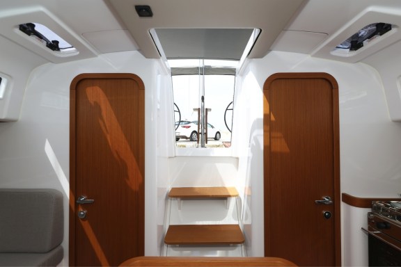 Image of July yacht #9