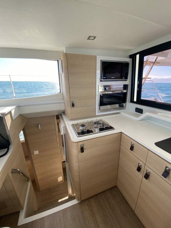 Image of Aruna yacht #11