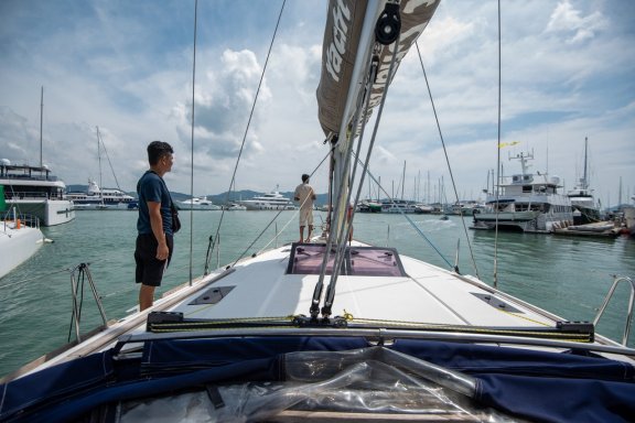 Image of Chinon 2 yacht #5