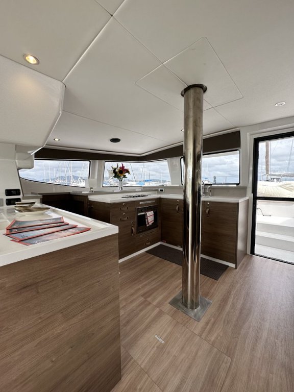 Image of Belle Isle yacht #17