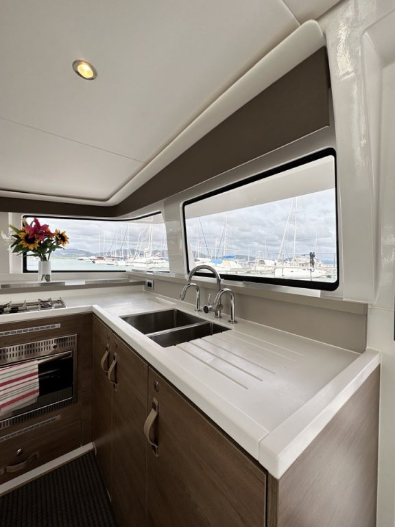 Image of Belle Isle yacht #19