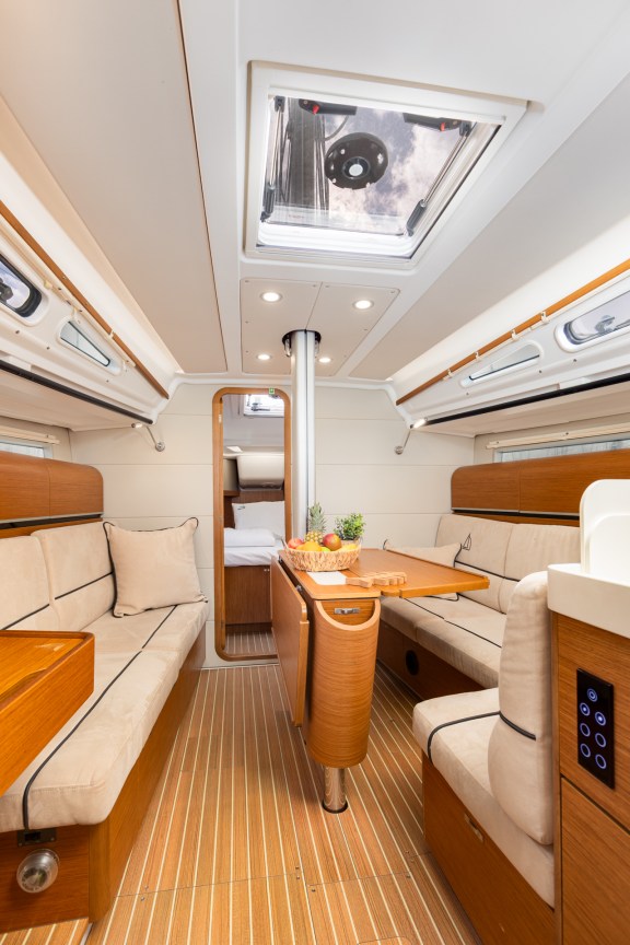 Image of Lieutenant Dan yacht #12