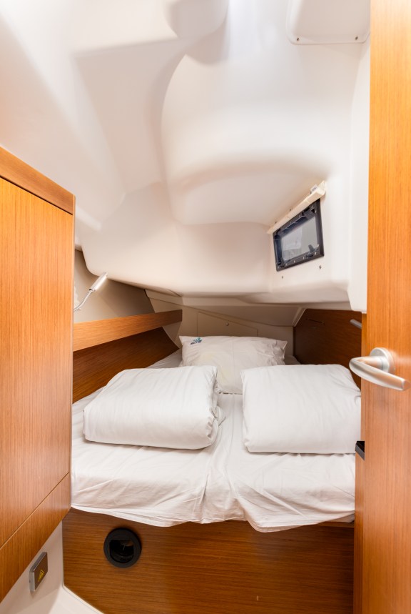 Image of Lieutenant Dan yacht #16