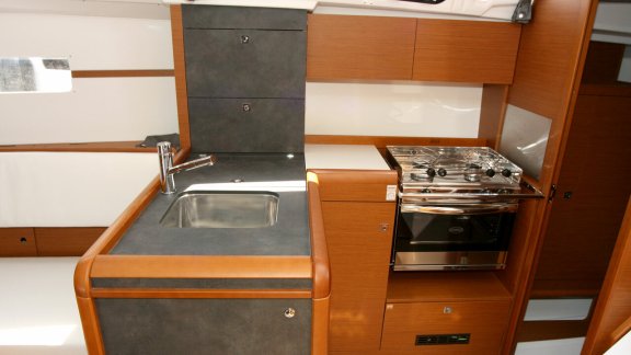 Image of Marie yacht #11