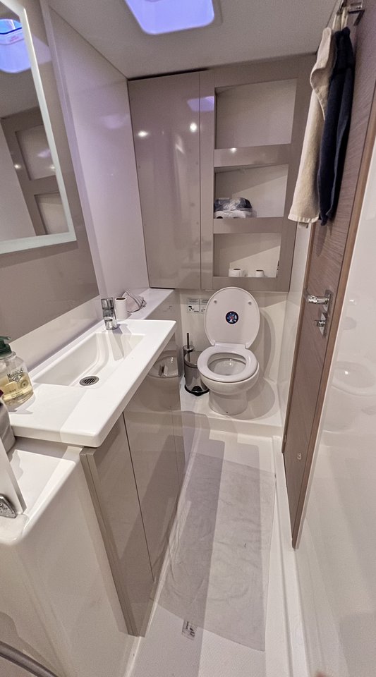 Image of Dolce yacht #11