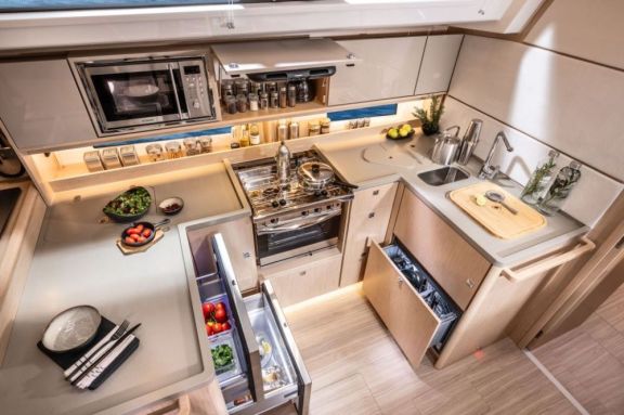 Image of Anjumi yacht #7