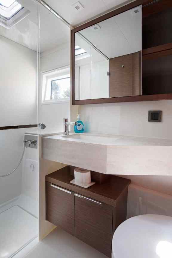 Image of Venice Beach yacht #11