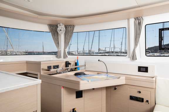 Image of Little Havana yacht #10