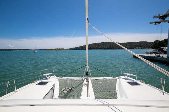 Image of Manta Maris yacht #10