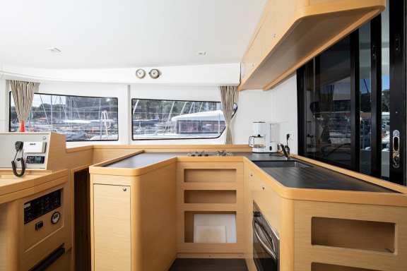 Image of Mare Solero yacht #13