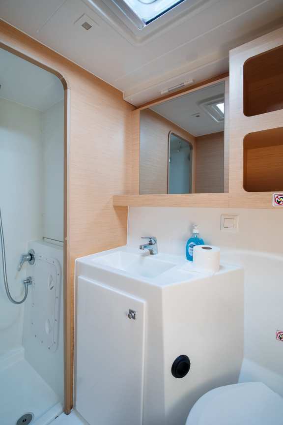 Image of Mare Solero yacht #19