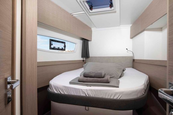 Image of Follow the Sun yacht #23