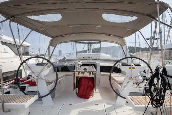 Image of Pura Vida yacht #5