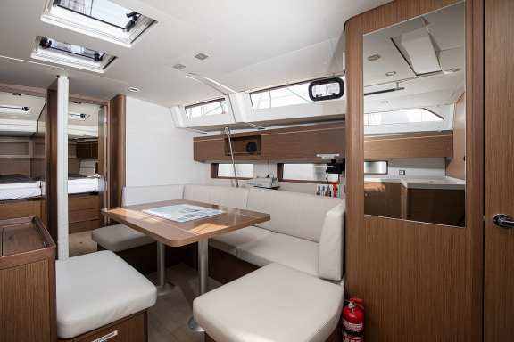 Image of Pura Vida yacht #11