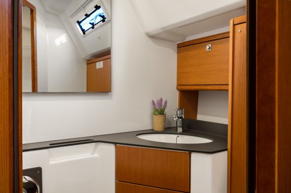 Image of Dolce Vita yacht #11