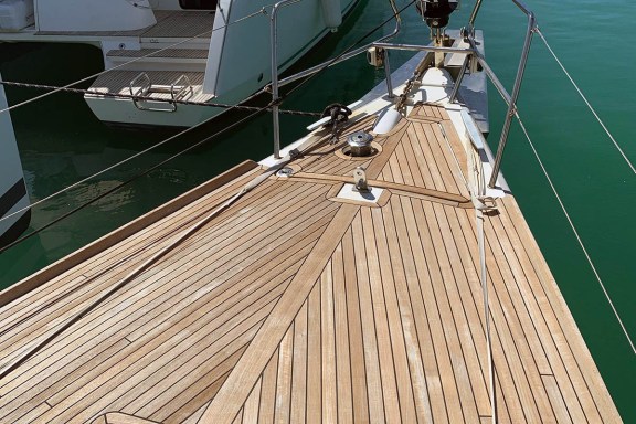 Image of Cascade yacht #12