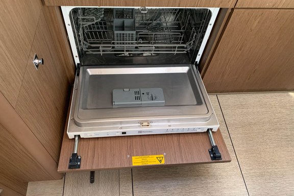 Image of Cascade yacht #25