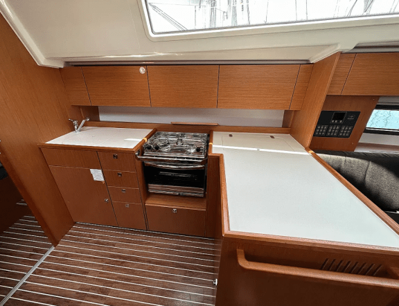 Image of Anassa yacht #6